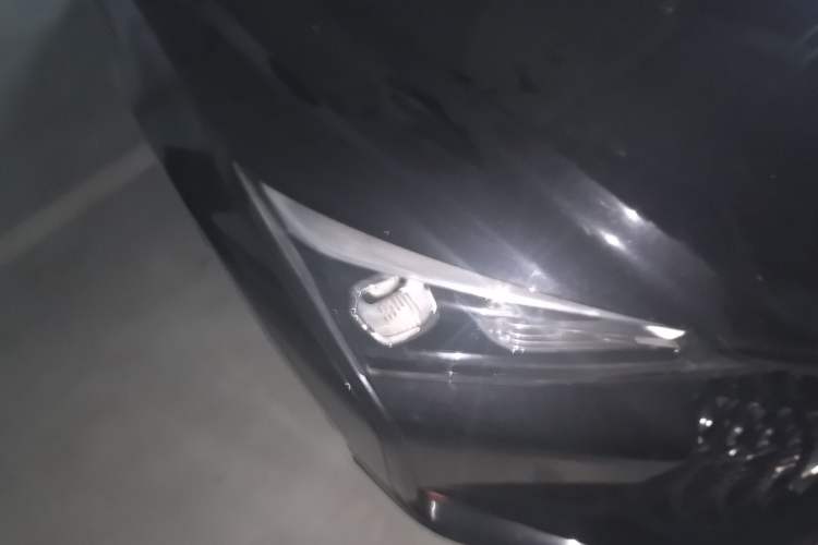 Used Dongfeng Aeolus Yixuan 2021 230T Automatic Zuiying Knight Edition Right Front Headlight