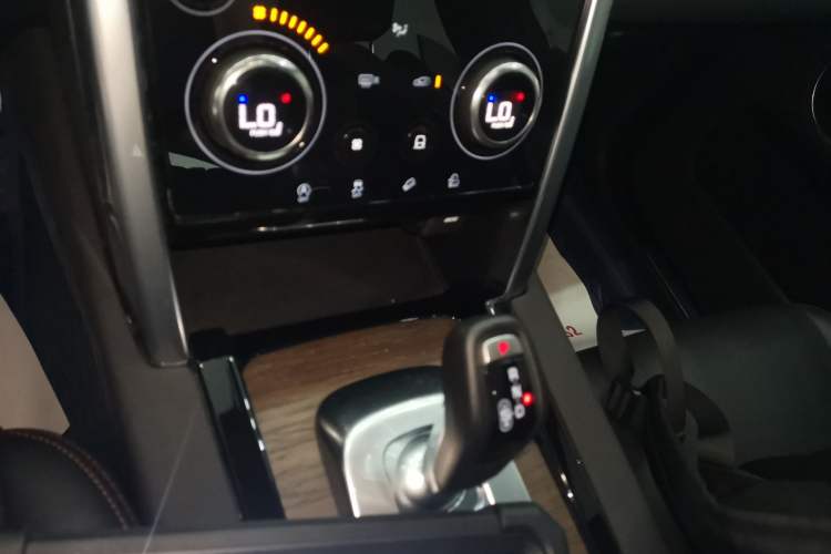 Used Land Rover Discovery Sport 2022 249 PS R-Dynamic S Performance Edition 5 Seats