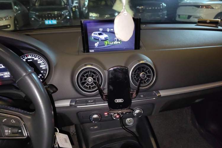 Used Audi A3 2018 30th Anniversary Edition Sportback 35 TFSI Ambition Model