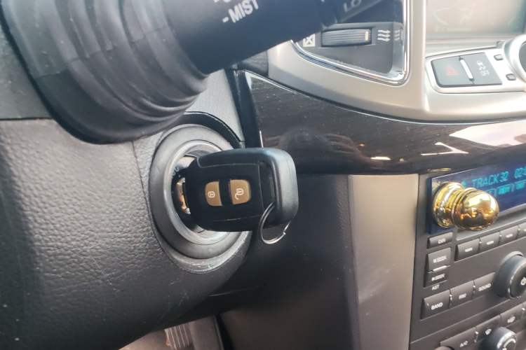 Used Chevrolet Captiva 2014 2.4L 4x4 Flagship Edition 7 Seats