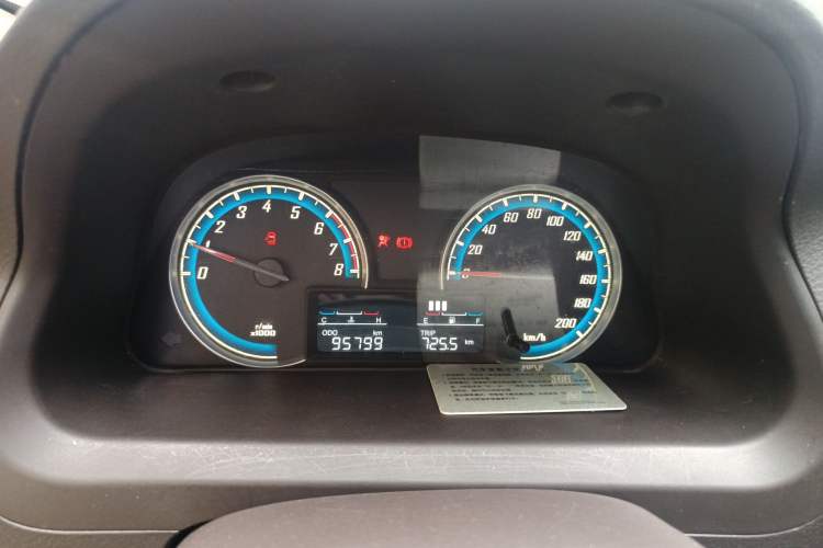 Used Baojun 730 2014 1.5L manual Comfort version 7 seats
