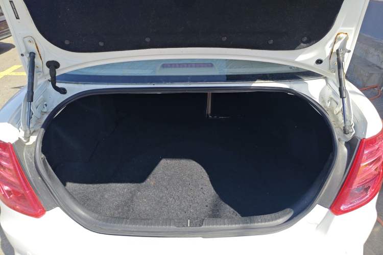 Used Bestune B50 2013 1.6L manual luxury version