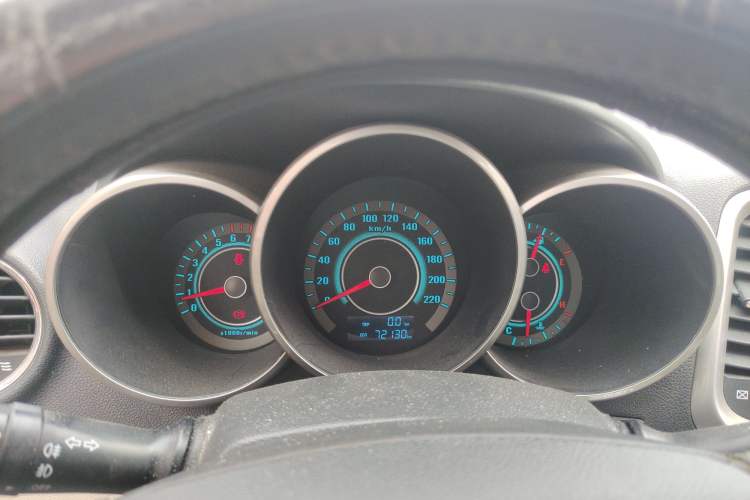 Used Changan Eado 2013 1.6L Manual Luxury Model China V Standard