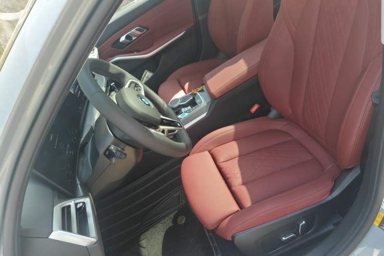 Used BMW i3 2025 eDrive 35 L Left Front Seat