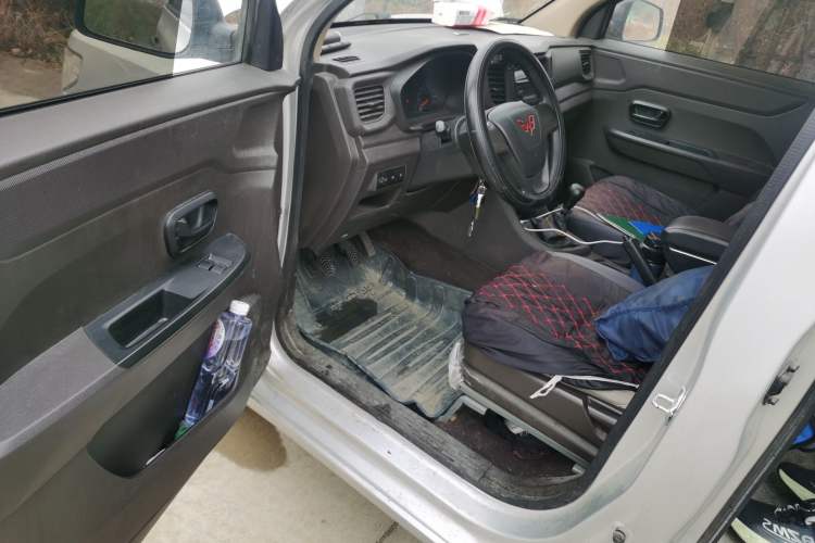 Used Wuling Hongguang V 2021 1.5L Jingqu Version LAR