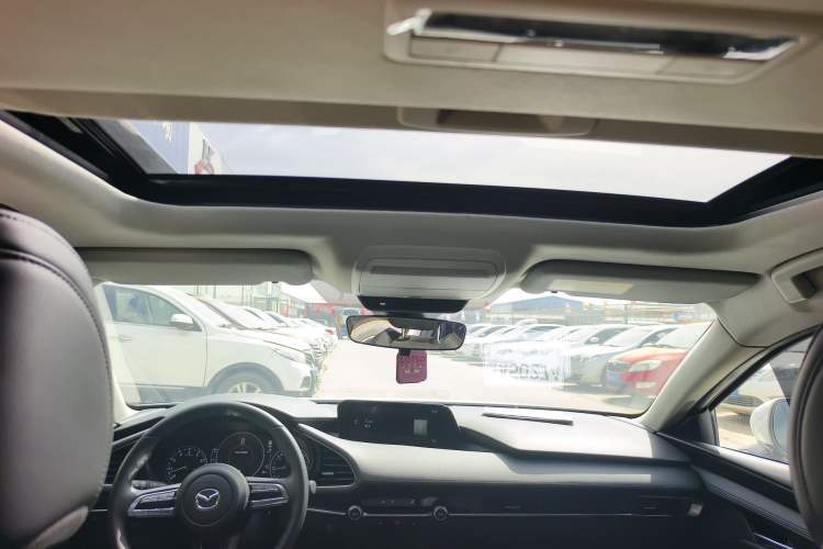 Used Mazda 3 Axela 2023 2.0L Automatic ZhiZhen Edition Headliner