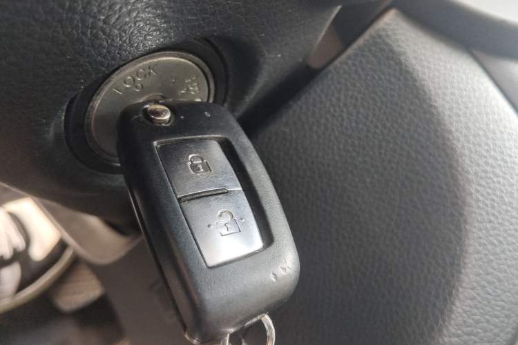 Used Nissan Tiida 2016 1.6L CVT Cool Dynamic Edition