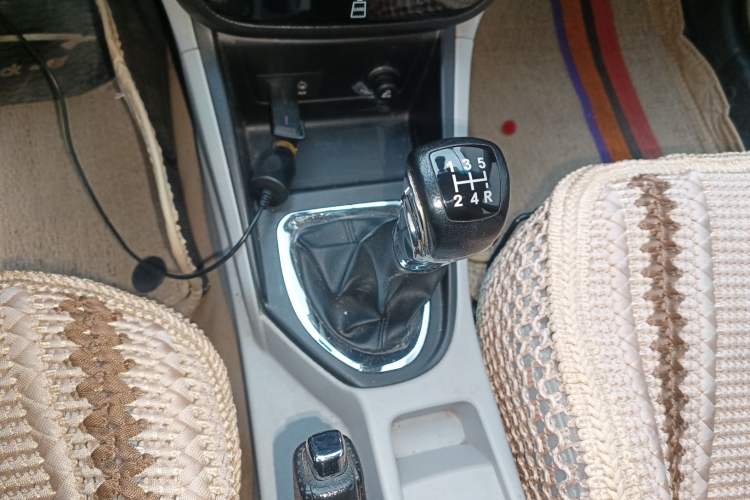 Used JAC Heyue 2016 1.5L Manual Luxury Model China V Standard