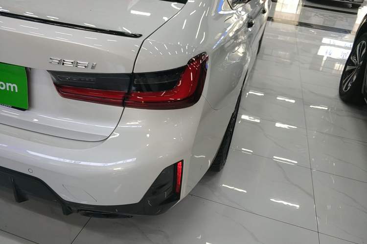 Used BMW 3 Series 2023 325i M Sport Night Edition Package
