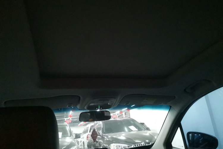 Used Chevrolet Orlando 2020 Light Hybrid Redline 530T Automatic Enjoyment Edition (5+2 Models)