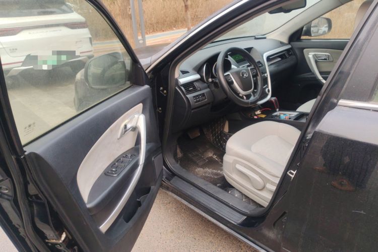 Used Bestune X80 2013 2.0L automatic comfort version
