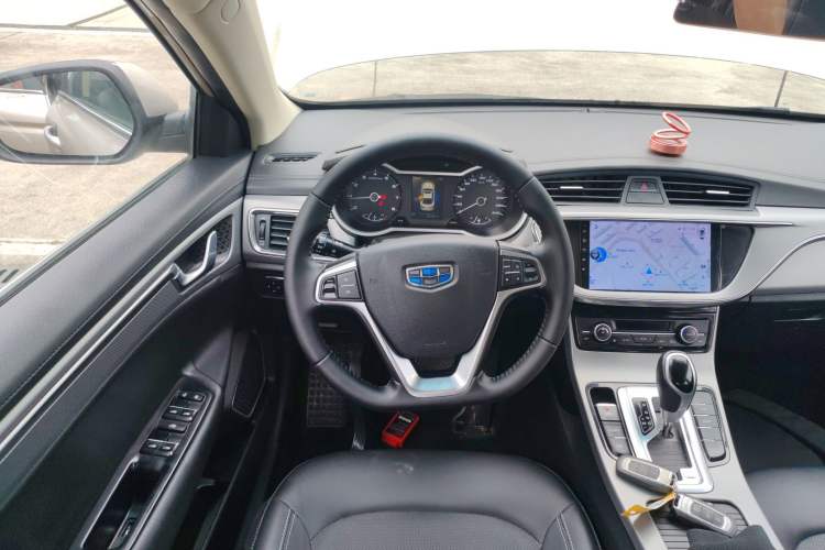 Used Geely Auto Emgrand GL 2018 1.8L DCT Elite Smart Connectivity Version Steering Wheel