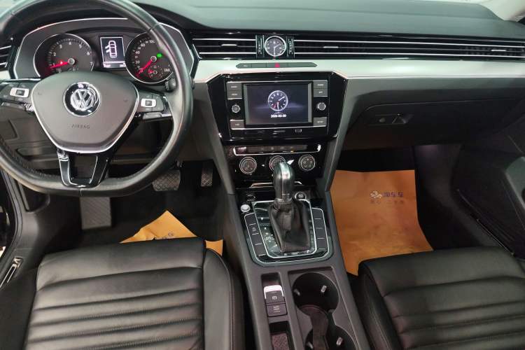 Used Volkswagen Magotan 2019 280TSI DSG Leading Model China VI Standard
