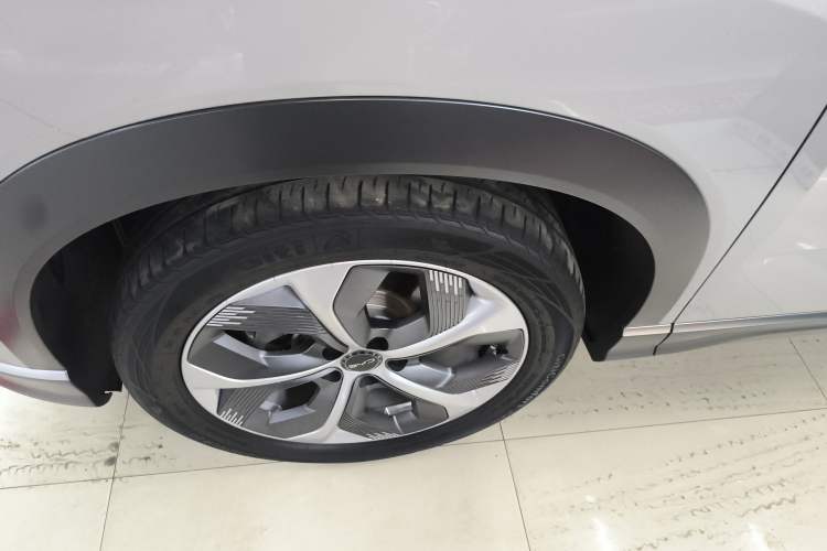 Used BYD Frigate 07 2024 HONOR Edition DM-i 205KM Flagship Model