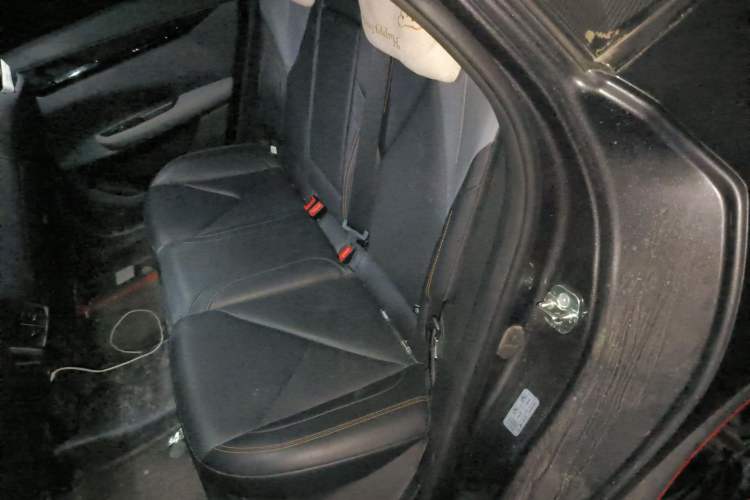 Used CHANGAN UNI-V 2022 1.5T Smart Navigation Version Left Rear Seat