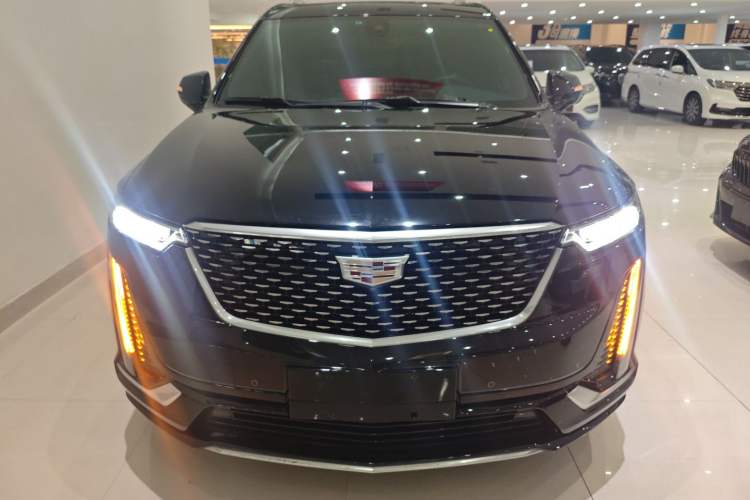 Used Cadillac XT6 2022 2.0T Six-Seater Four-Wheel-Drive Luxury Standard Edition Front