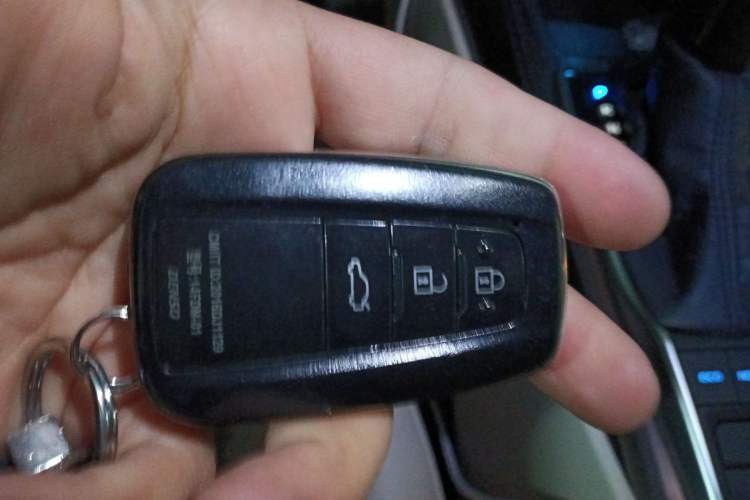 Used Toyota Camry 2018 2.5G Luxury Edition
