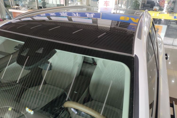 Used VOYAH FREE 2021 Four-Wheel Drive Standard Range-Extended Exclusive Luxury Package Roof