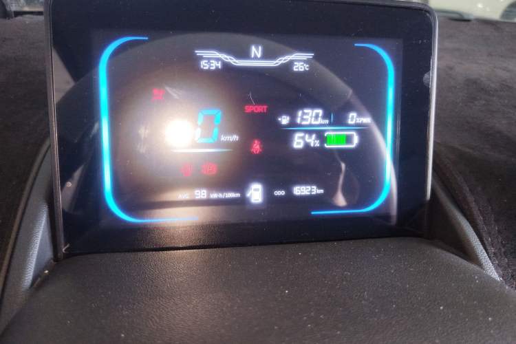 Used CHANGAN NEVO Lumin 2025 205 km Xiangqin Version
