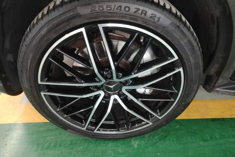 Used Mercedes-Benz GLC Coupe AMG 2020 AMG GLC 43 4MATIC Coupe SUV Left Front Wheel Hub