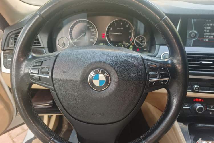 Used BMW 5 Series 2013 525Li Leading Model