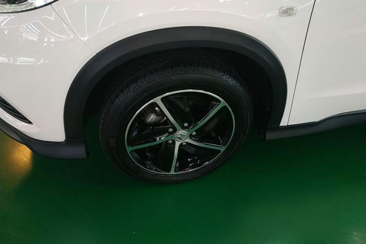 Used Honda Vezel 2020 1.5L CVT Pioneer Edition