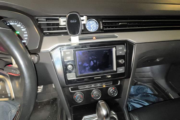 Used Volkswagen Magotan 2019 330TSI DSG Leading Model China VI Standard
