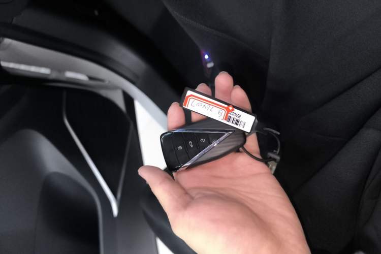 Used Venucia V DD-i 2023 110 km iE Version
