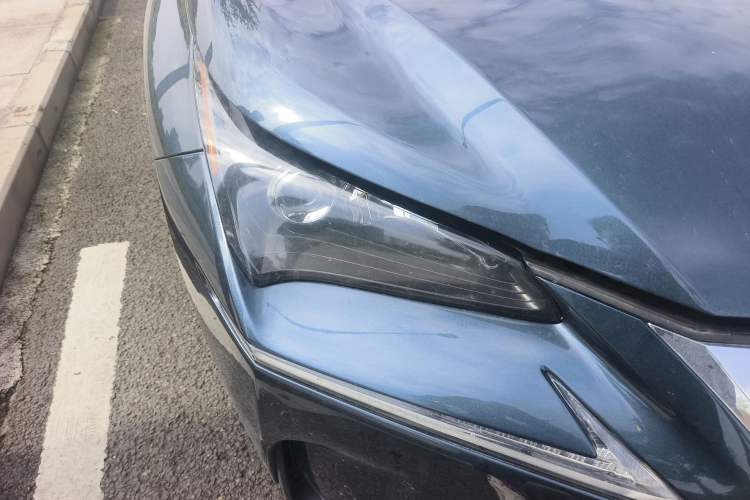 Used Lexus NX 2015 200T All-Wheel-Drive Fēngshàng Edition Right Front Headlight