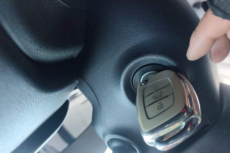 Used Hyundai Verna (new generation) 2016 1.4L Manual Cool Edition GLS
