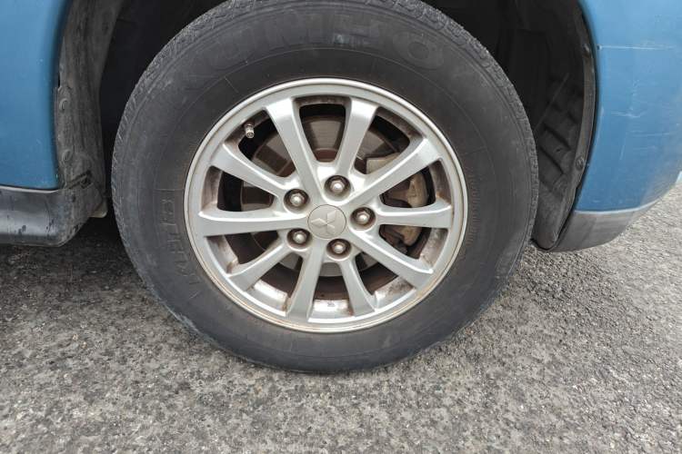 Used Mitsubishi ASX 2013 2.0L CVT Two-Wheel Drive Elite Edition