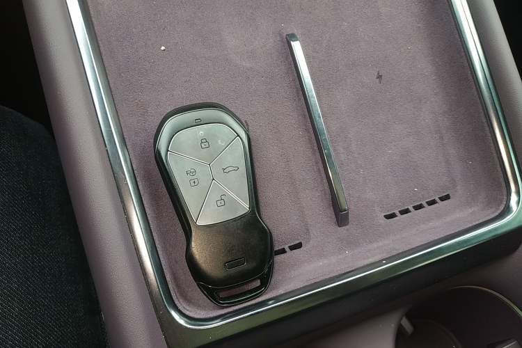 Used XPeng P7 2025 Model—702 Long Range Ultra Interior 1