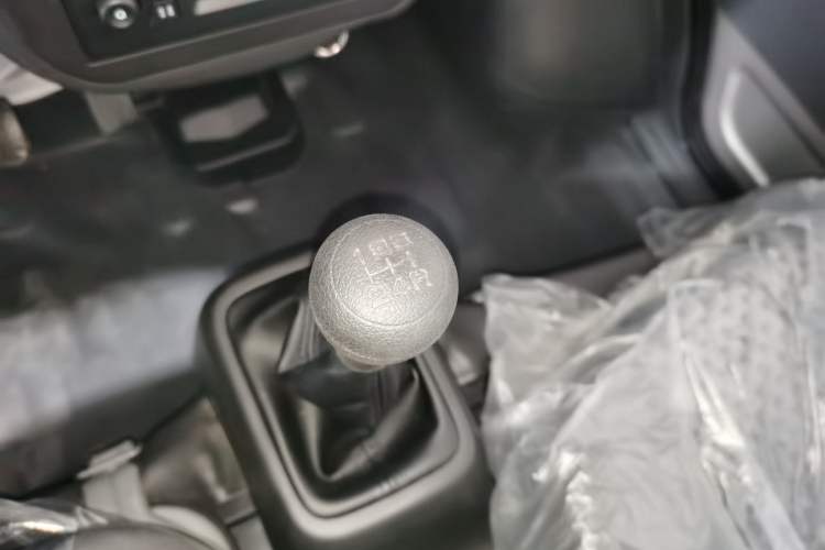 Used Wuling Zhiguang 2023 1.5L Practical Version 5/7 Seats