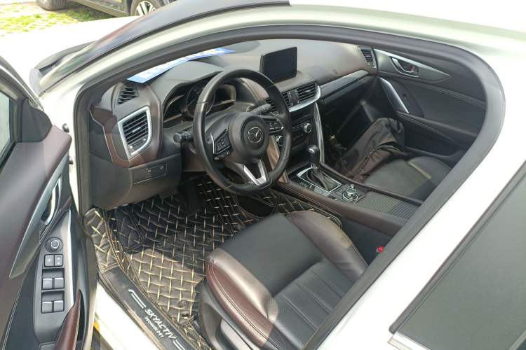 Used Mazda CX-4 2018 2.0L Automatic Two-Wheel Drive Blue Sky Luxury Edition
