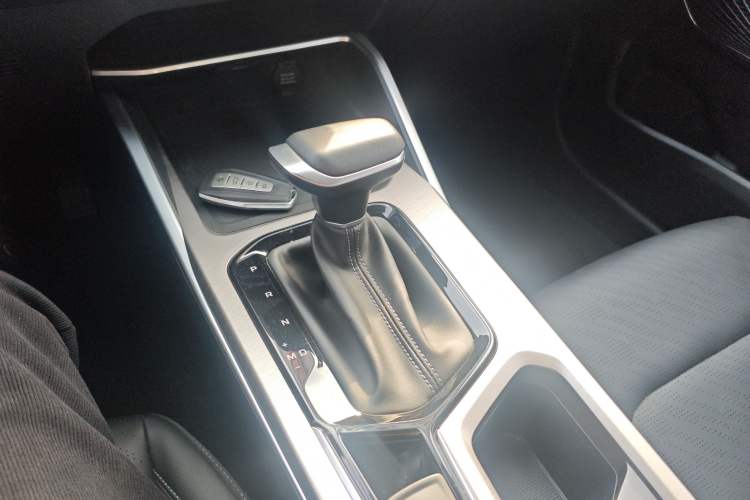 Used Geely Auto Emgrand 2022 4th Generation 1.5L CVT Luxury Model
