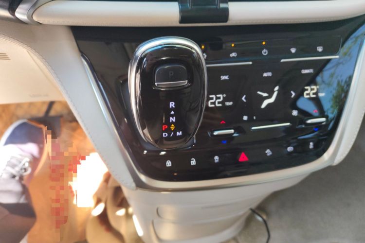 Used Buick GL8 2022 Avenir Aivia Six-Seat Deluxe Edition Gear Lever