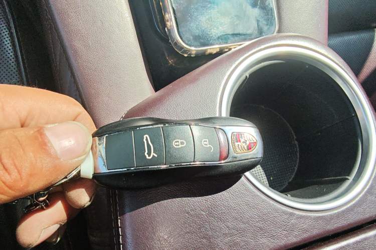 Used Porsche Panamera 2016 Panamera Edition 3.0T Vehicle Key