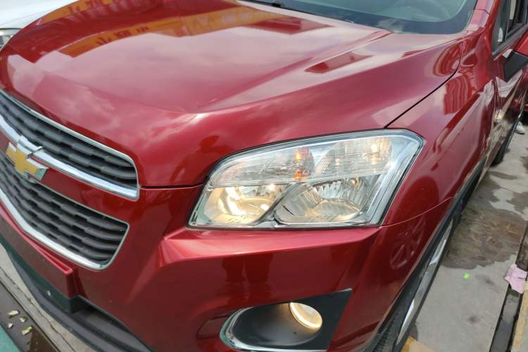 Used Chevrolet Trax 2014 1.4T Manual Two-Wheel Drive Comfort Model Left Front Headlight