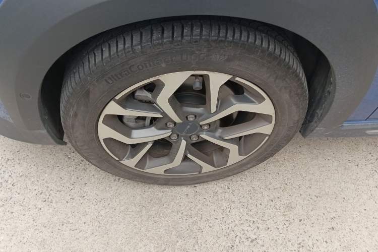 Used Lynk & Co 02 2018 2.0T DCT 4x4 Sport Pro Edition China V Standard Left Front Wheel Hub