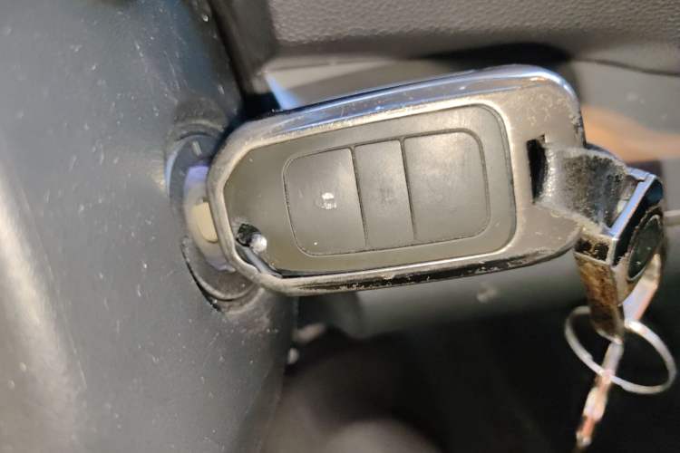 Used Honda CR-V 2016 2.0L Two-Wheel Drive Classic Edition