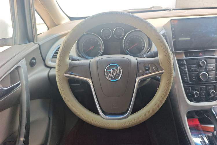 Used Buick GT 2013 GT 1.6L Automatic Fashion Edition
