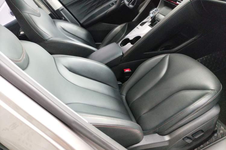 Used Roewe RX5 2023 1.5T Elite Edition
