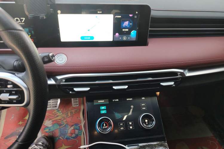 Used JETOUR X70 PLUS 2023 1.6T DCT Stronger PRO 5-Seater Audio And AC Panel