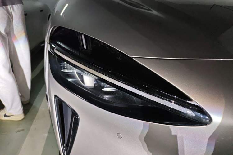 Used Xiaomi Auto YU7 2025 Ultra-Long Range High-Performance All-Wheel-Drive Max Edition