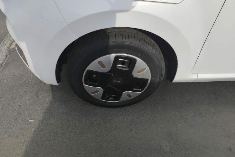 Used JAC Yiwei E10X 2024 Charming Edition 301km Lite