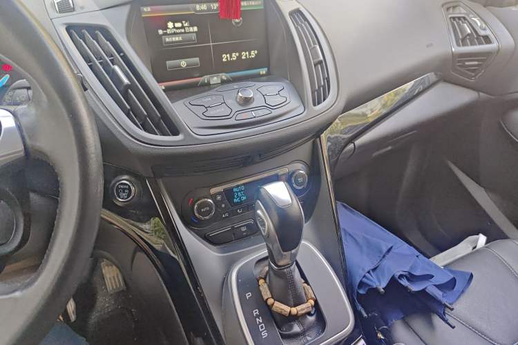 Used Ford Kuga 2015 2.0L GTDi Four-Wheel-Drive Sport Model