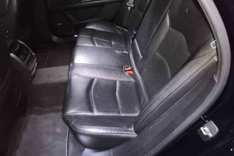 Used Cadillac CT6 PLUG-IN 2017 30E Elite Version Left Rear Seat