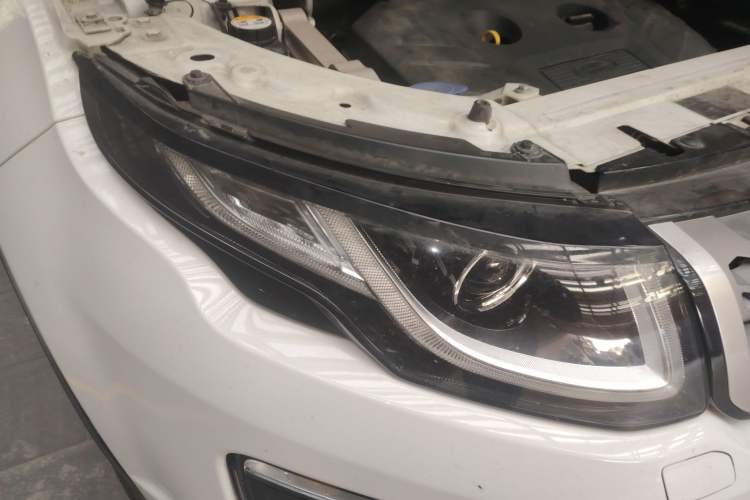 Used Land Rover Range Evoque 2016 2.0T SE Smart Glow Edition Right Front Headlight