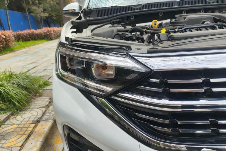 Used Volkswagen Sagitar 2025 Revised 300TSI DSG Excellence Edition
