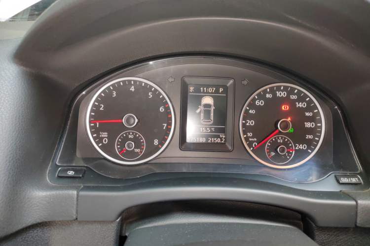 Used Volkswagen Tiguan 2009 2.0 TSI Comfort Edition Instrument Cluster